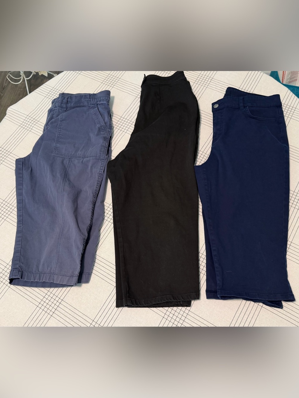 Women’s Size 12 Capri Pants Bundle Lee Chaps Cedar Creek 3 Pair